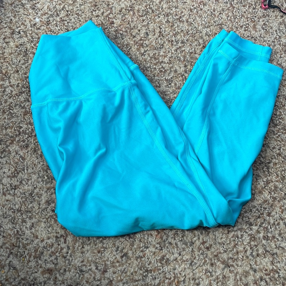 3/4 length athletic leggings